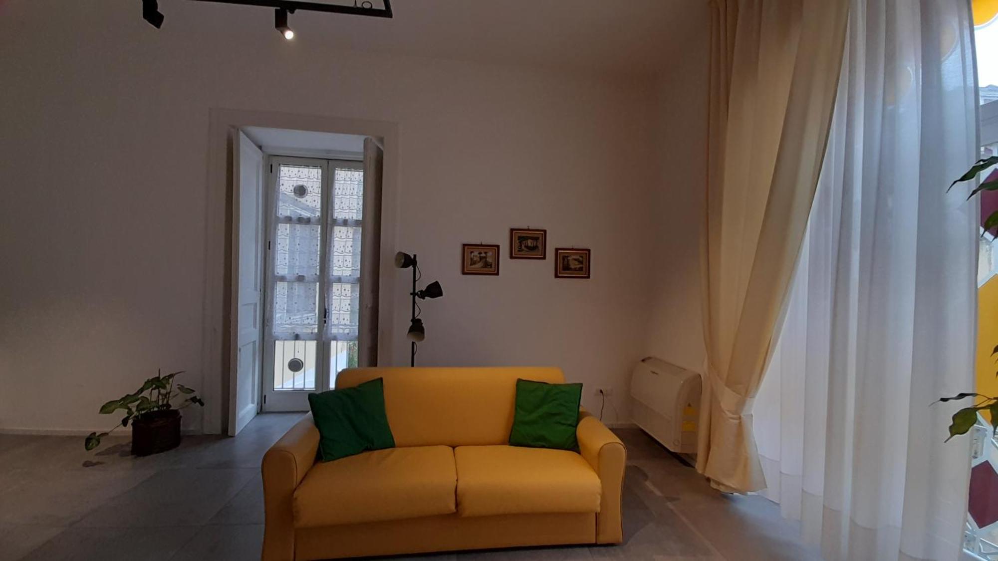 Nonna Vittoria Apartment 萨莱诺 外观 照片