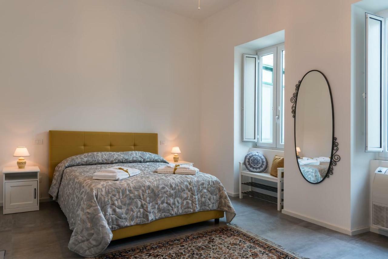 Nonna Vittoria Apartment 萨莱诺 外观 照片