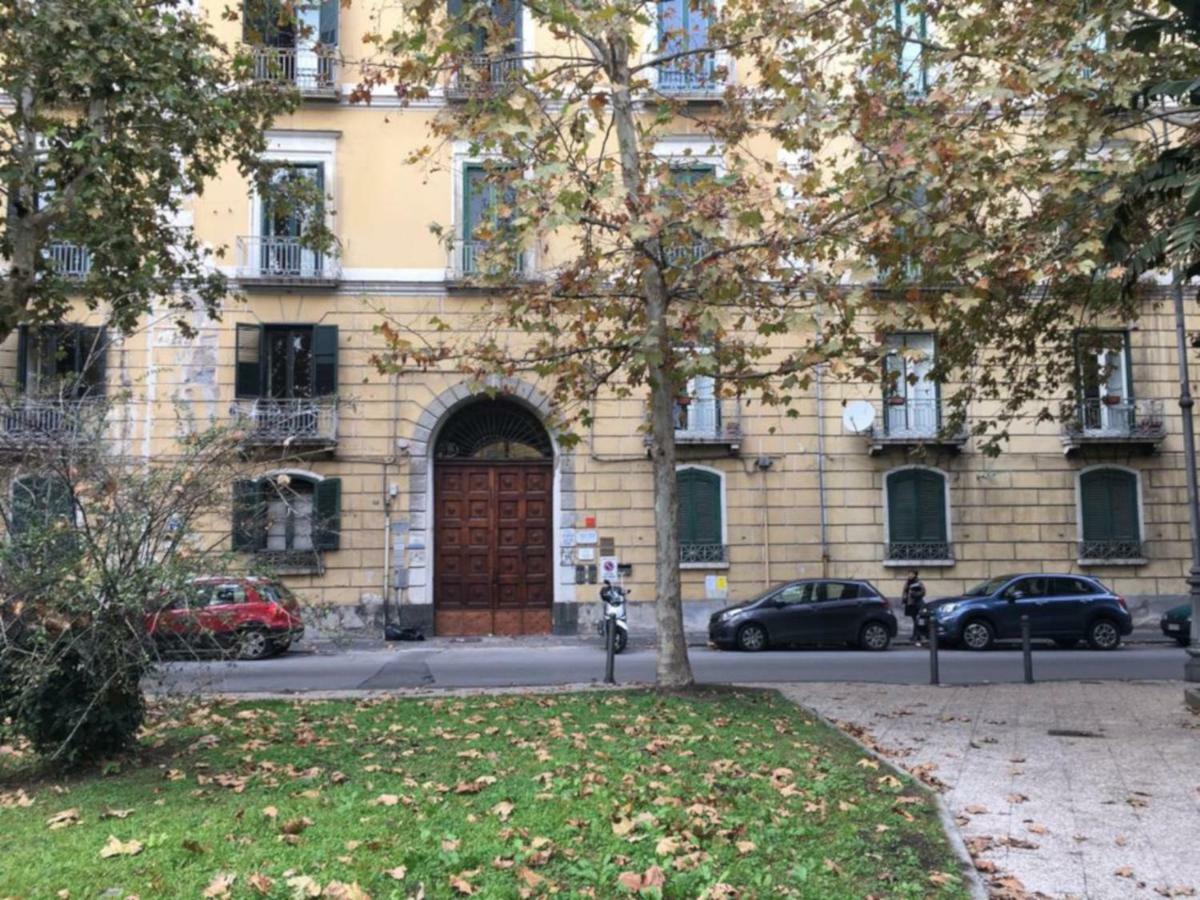 Nonna Vittoria Apartment 萨莱诺 外观 照片